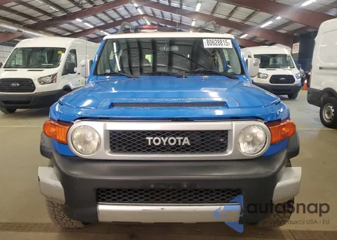 2007 Toyota Fj Cruiser z USA, uszkodzony, nr VIN JTEBU11F270018320